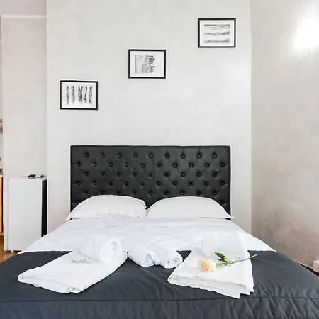 Prince'S Suite - Budget Rooms & Apt Piazza Del Popolo-2
